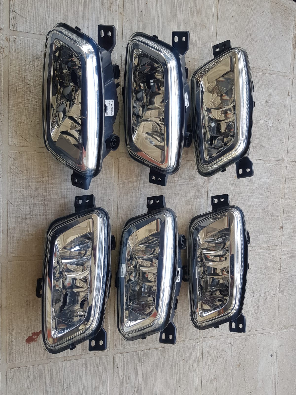 FOG/SPOT LAMP FD0366FL06ZZ